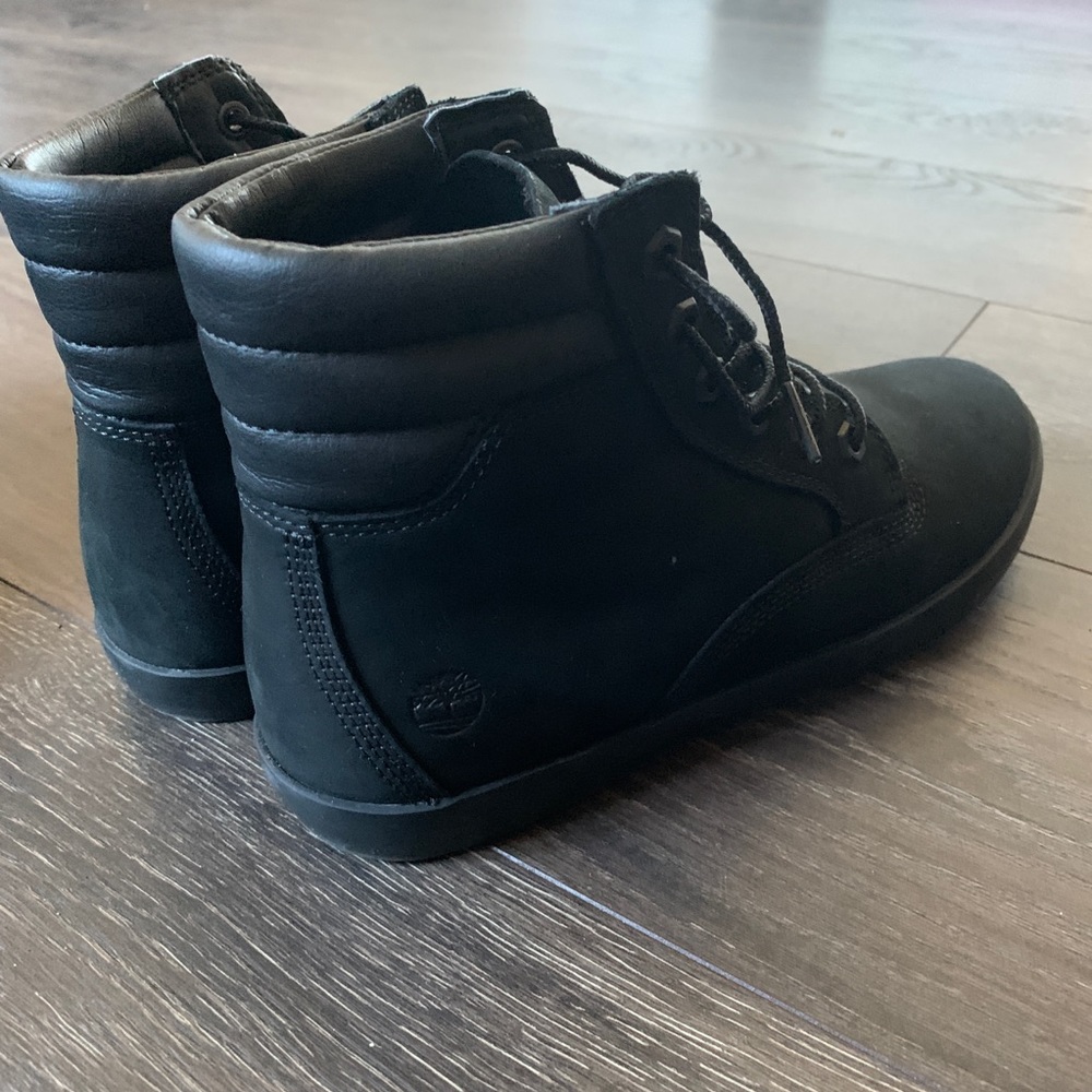 Timberlands - Picture 2 of 2